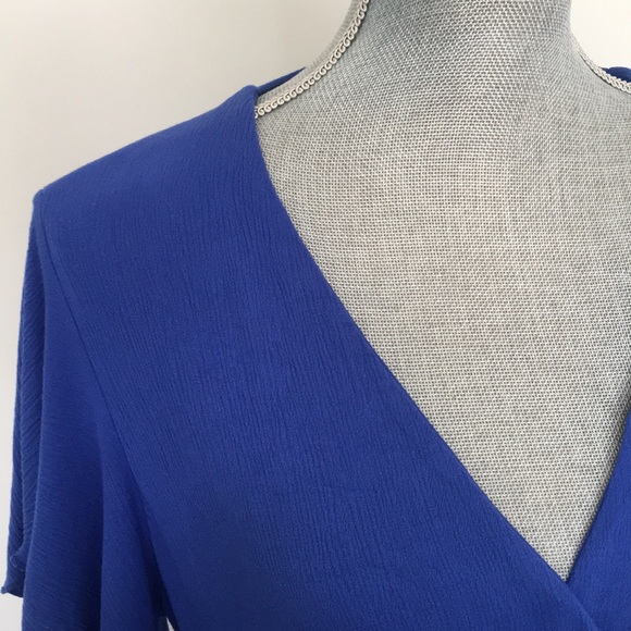 Gauze Flutter Sleeve V-Neck Hi-lo Hem Maxi Dress ๐ - Picture 5 of 10